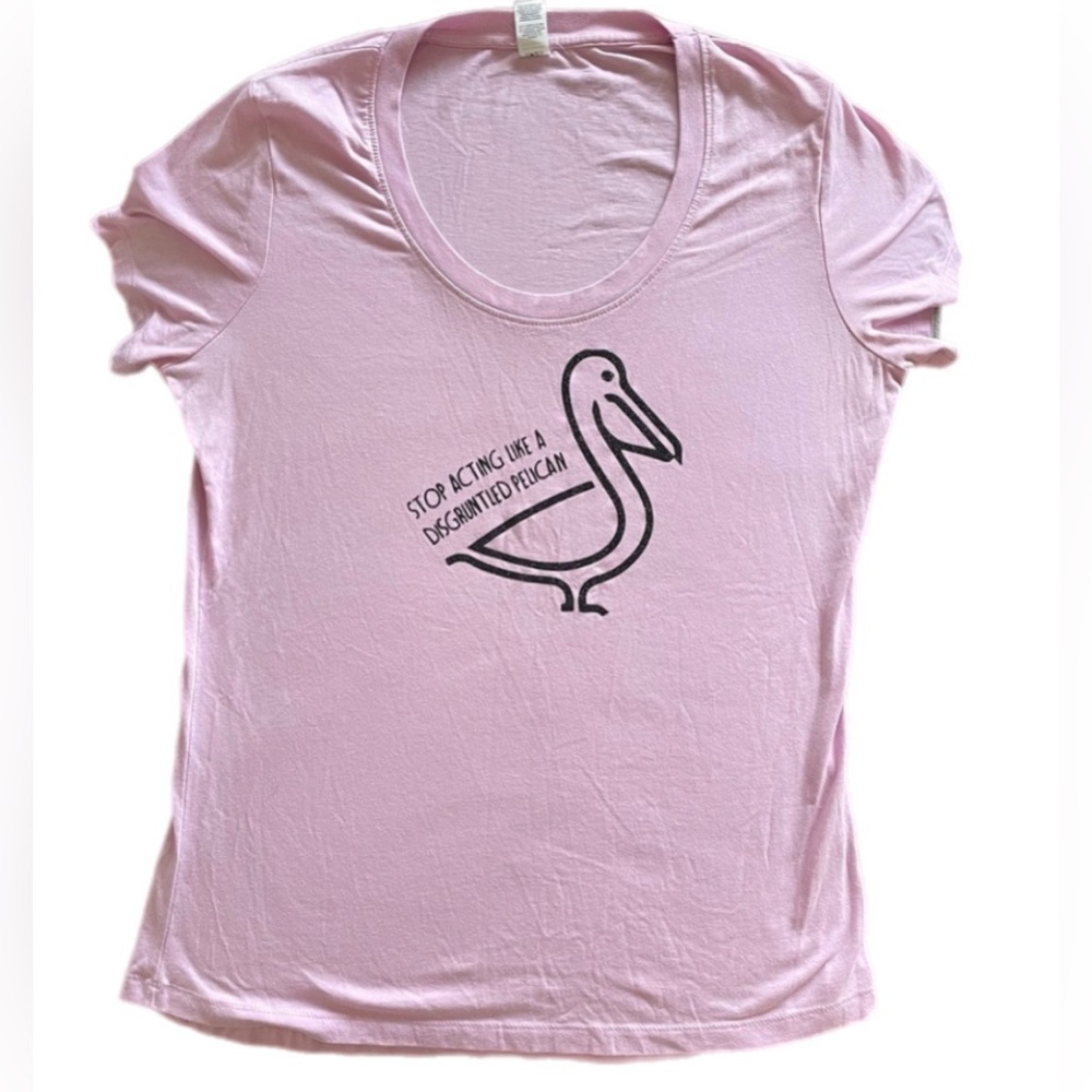 🌷Schitt’s Creek Stop Acting Like A Disgruntled Pelican”Tee - size M